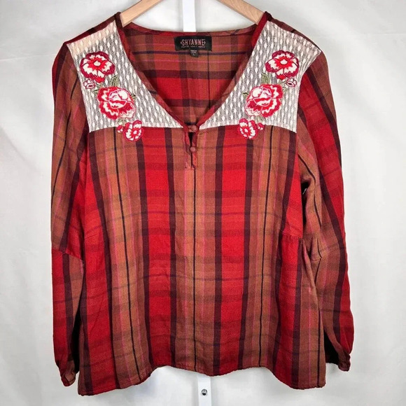 Shyanne Tops - Shyanne Size Large Plaid Peasant Blouse Floral Embroidered Top Boho